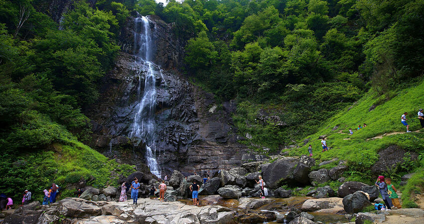 Kuşadası Çıkışlı Uçaklı Karadeniz Turu