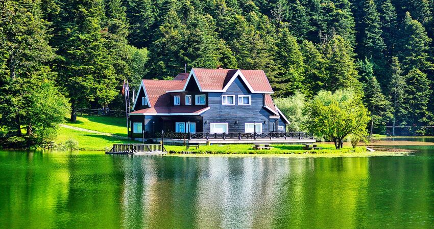 Aydın Çıkışlı Abant Safranbolu Amasra Turu ( 11. Yıla Özel Kampanya )