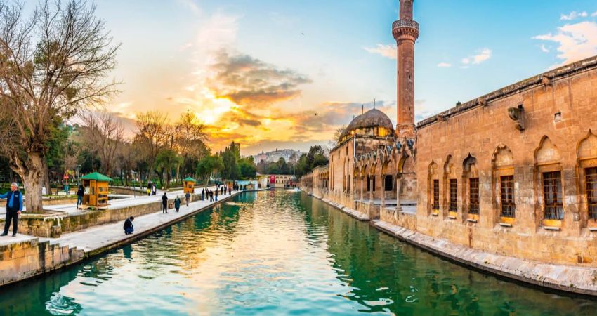 Aydın Çıkışlı Gaziantep Şanlıurfa Lezzet & Kültür Turu