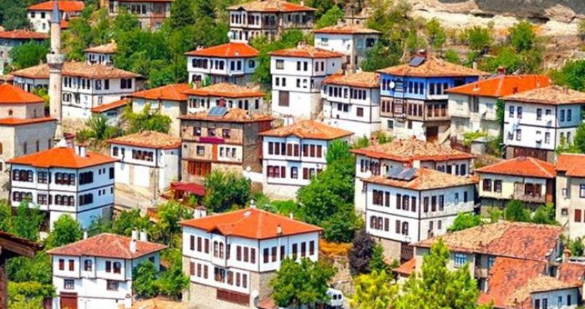 Aydın Çıkışlı Yedigöller Abant Safranbolu Turu